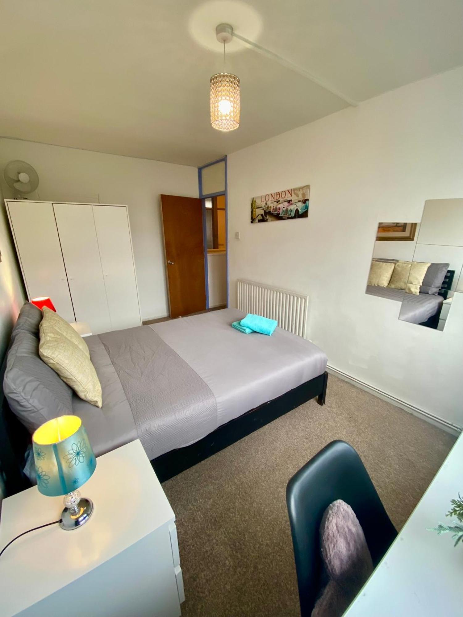 Cosy 3 Bed Apt, Old Truman Brewery! Brick Lane, London, E1 Ngoại thất bức ảnh