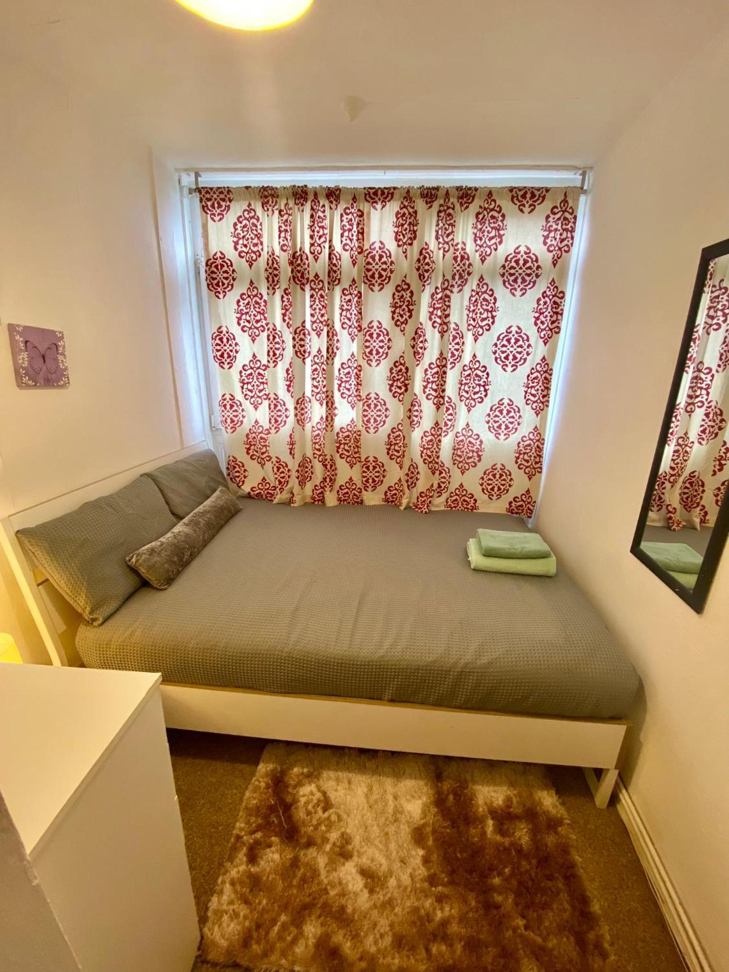 Cosy 3 Bed Apt, Old Truman Brewery! Brick Lane, London, E1 Ngoại thất bức ảnh